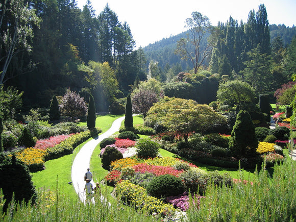 THE MOST SPECTACULAR GARDENS AROUND THE WORLD